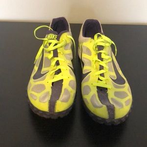 Nike indoor track shoes